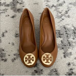 Tory Burch Brown Gold Flats